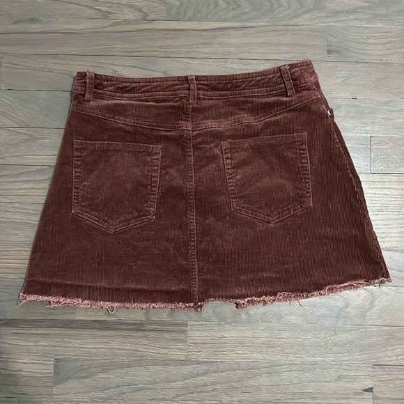Lulu’s Happy Go Lucky Brown Corduroy Mini Skirt Frayed Hem Medium - Picture 3 of 5